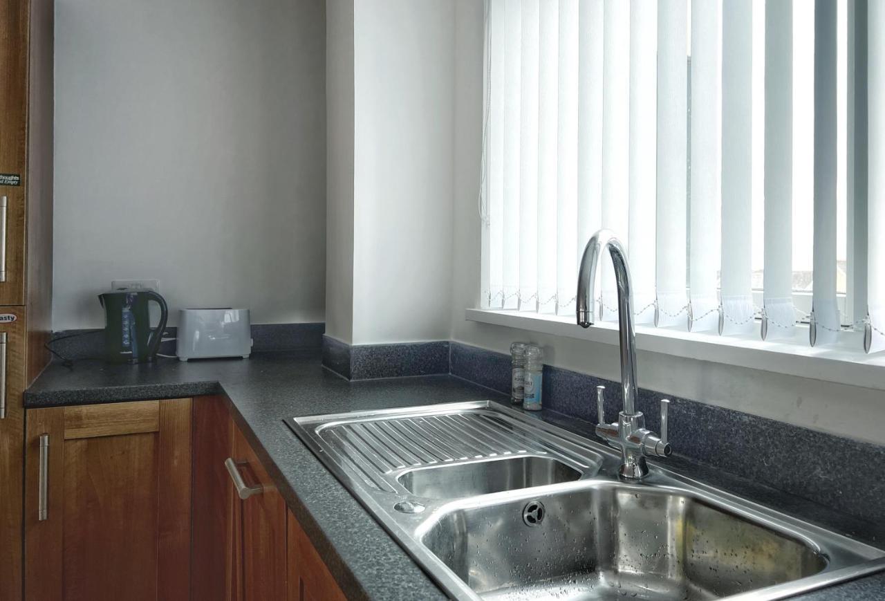 Elegant And Bright Seaside Apt In Swansea Marina Eksteriør bilde